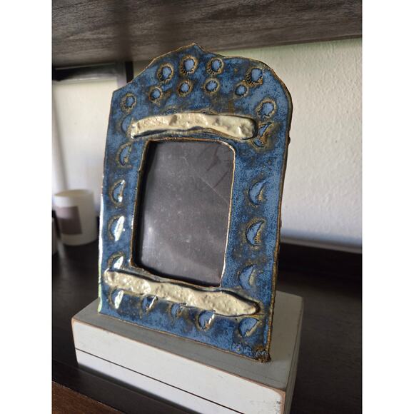 MAM Studio Pottery Frame 9x6" Blue White Glazed Ceramic Handcrafted Vintage - Picture 2 of 8